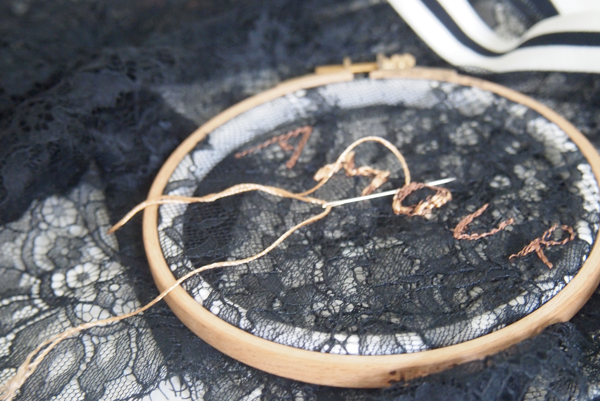 Het Borduurburo, Martine van 't Hul, borduren, handwerk, kunstenaar, Love Stories